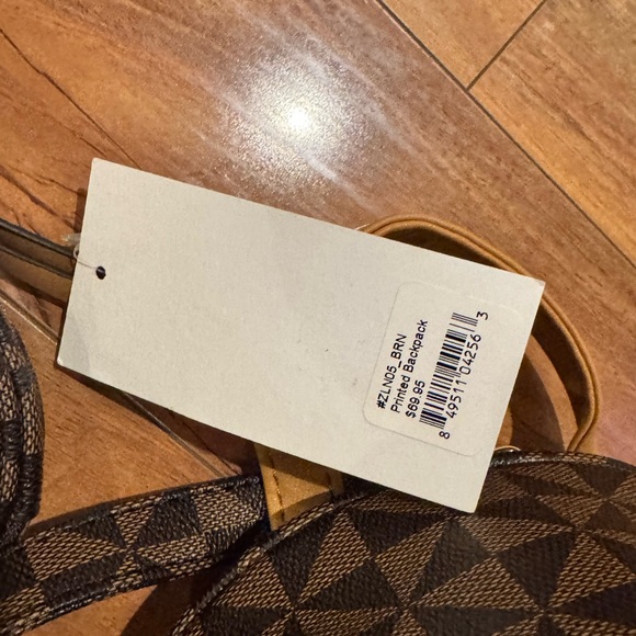 Elegant Geometric Brown Backpack - Picture 3 of 4